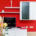 Palm Tree Apartment