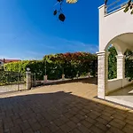 Appartamento Palm Tree Traù