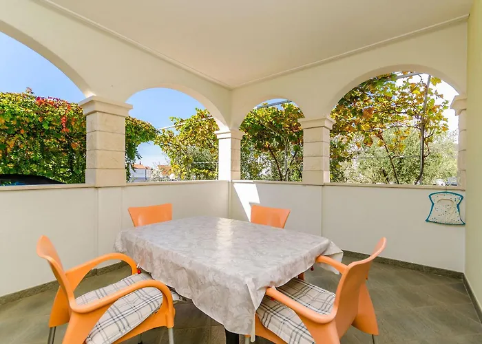 Apartment Palm Tree Trogir